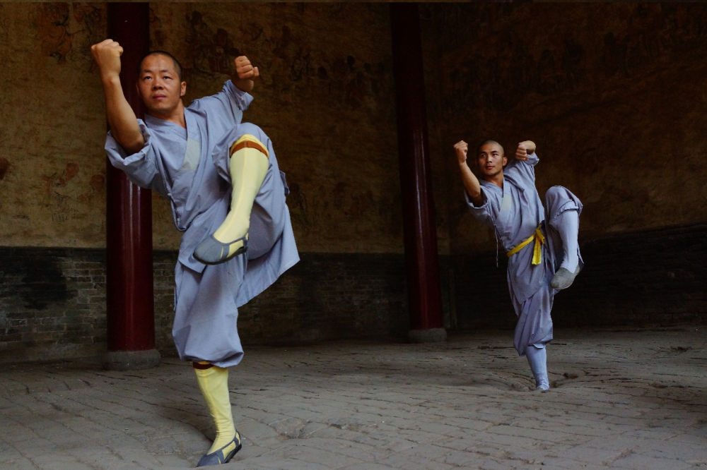 Pratica tradizionale di Shaolin Kung Fu al Tempio Shaolin