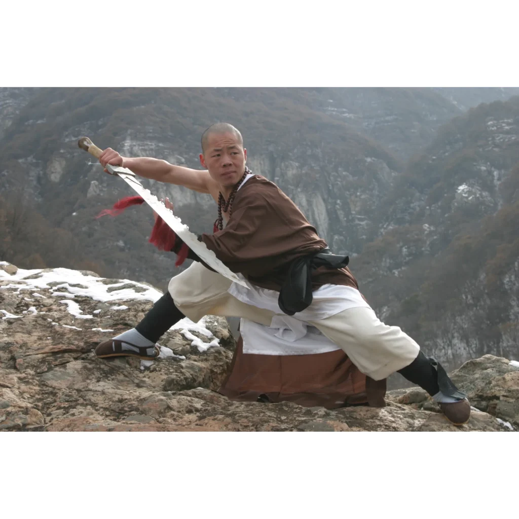 Maestro Shi Yan Hui durante una pratica di Shaolin Kung Fu - fotografia 07